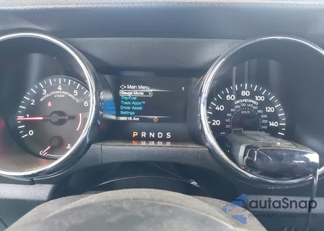 2015 Ford Mustang V6 z USA, uszkodzony, nr VIN 1FATP8EM7F5427292